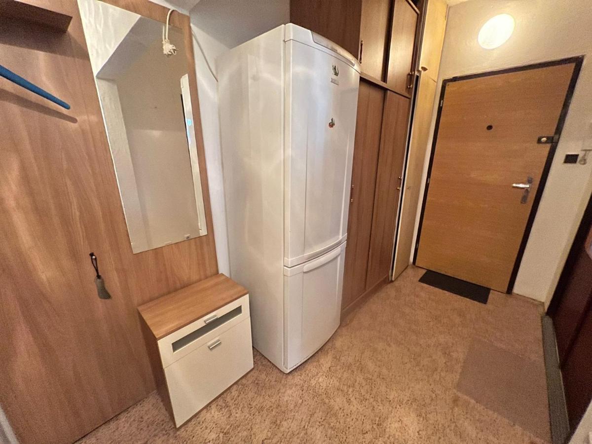 Appartamento Apartman Solid, Bratislava Esterno foto